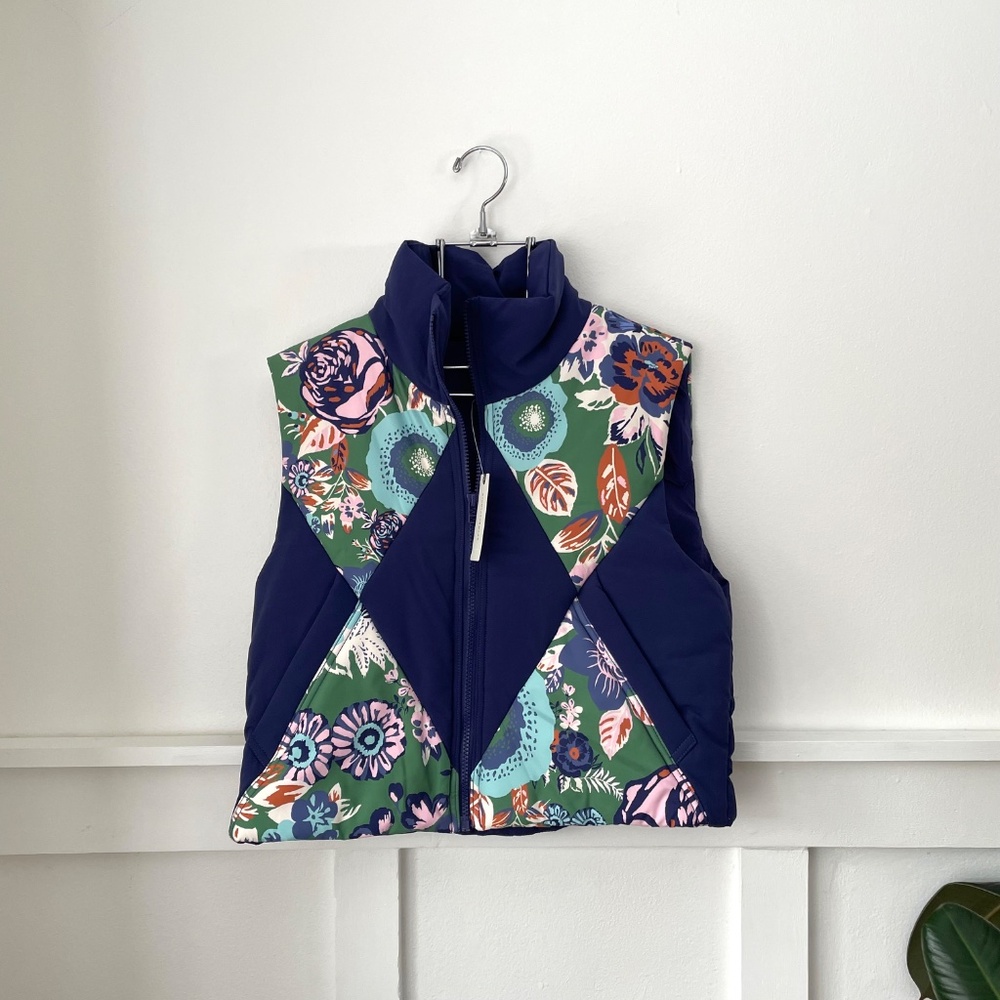 New without tag .Daily Pratice by Anthropologie Quilted Puffer vest size small